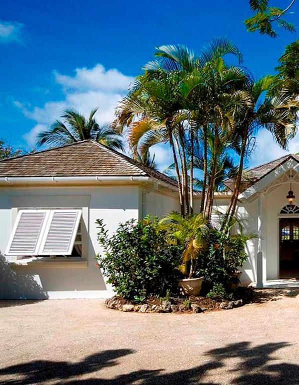 Coconut Grove 1, Luxury Villa By Island Villas Saint James Room photo